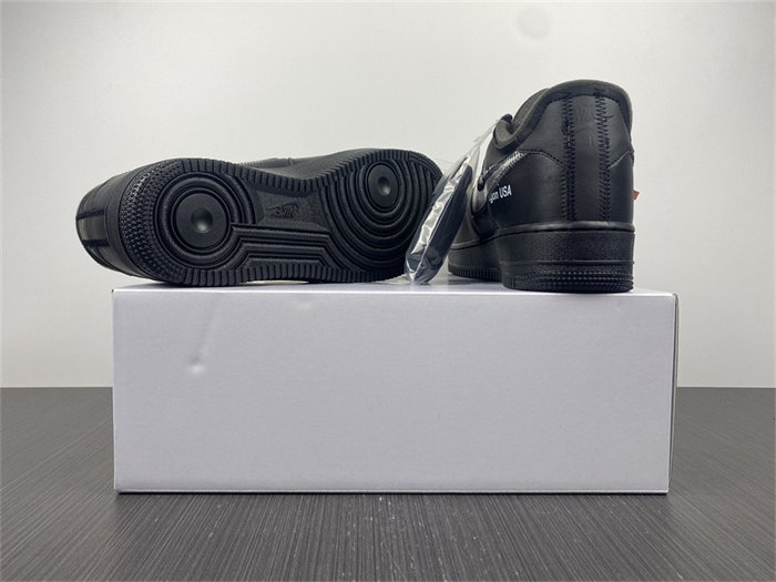 Nike Air Force 1 Low