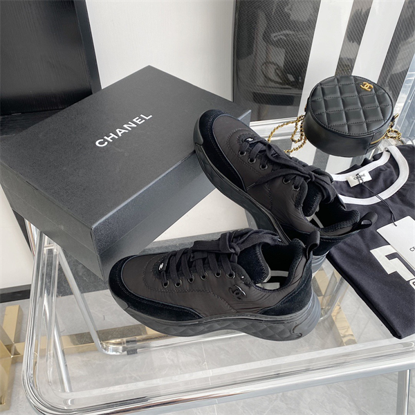 Chanal Sneakers