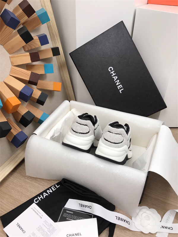 Chanal Sneakers