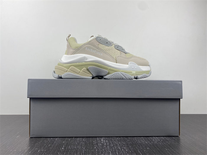 Balenciaga Triple S 524039 W2FW4 9790