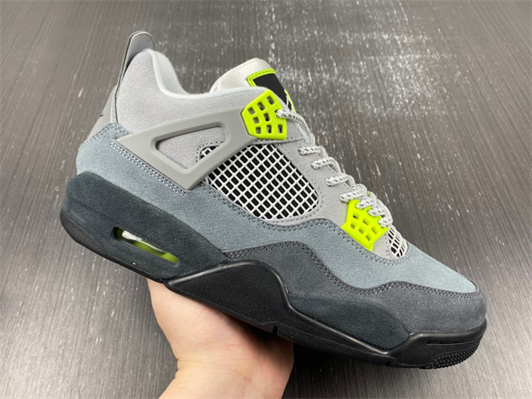 Jordan4 SE 95 Neon CT5342-007