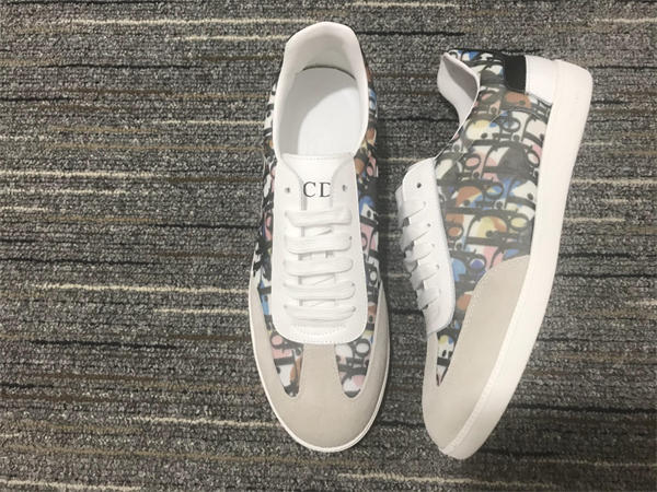 Dior Sneaker 033