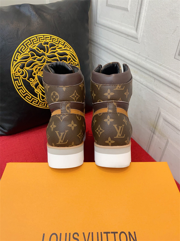 LV x Nike Sneaker