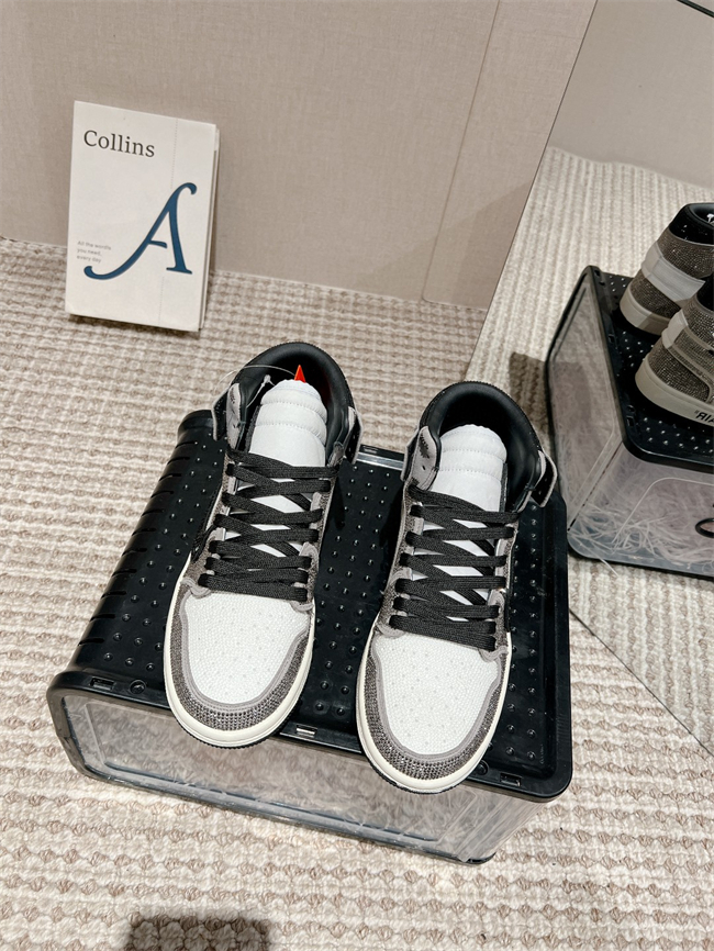 Dior x Nike Air Jordan High crystal D003