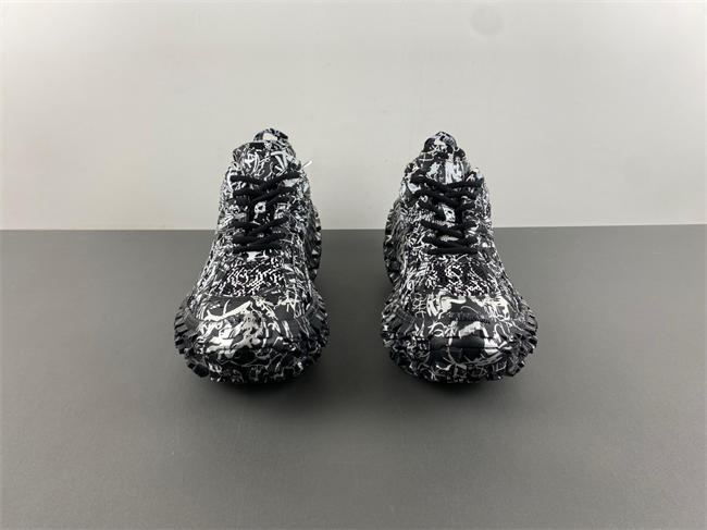 Balenciaga 685613-W2RG1 9015