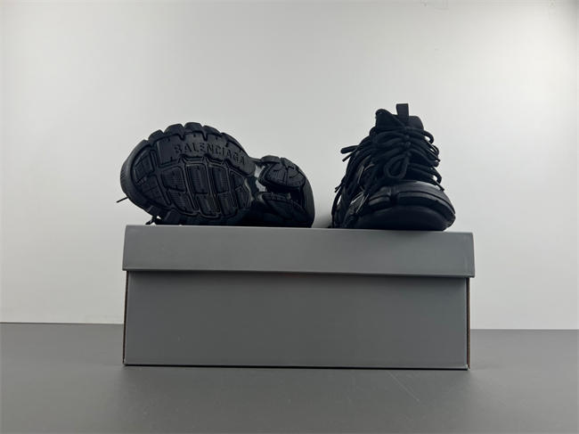 BALENCIAGA Runner 786281 W3CO1 1000