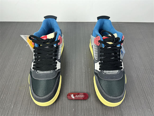 Jordan 4 Retro Union Off Noir DC9533-001