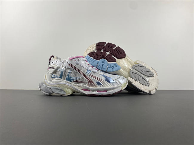 7.5Balenciaga 772774-WRUNG 3120