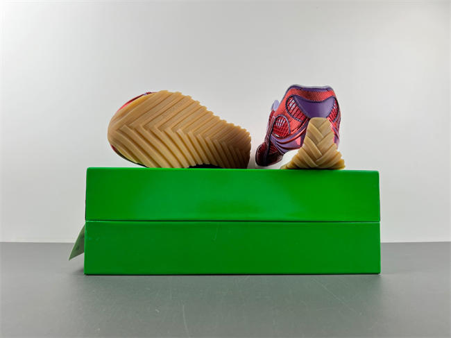 Bottega Veneta Orbit Surf 741357 V2X40 5851