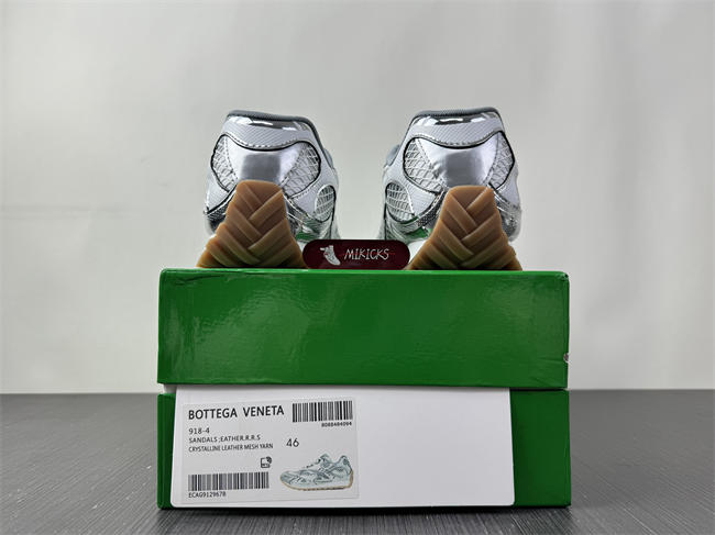 Bottega Veneta Orbit Surf 741357 V2X40 1425