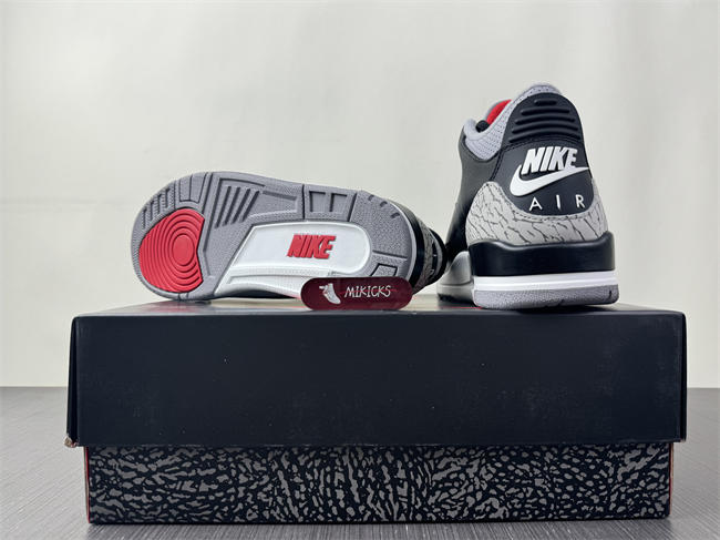 Air Jordan 3 OG “Black Cement” DN3707-010