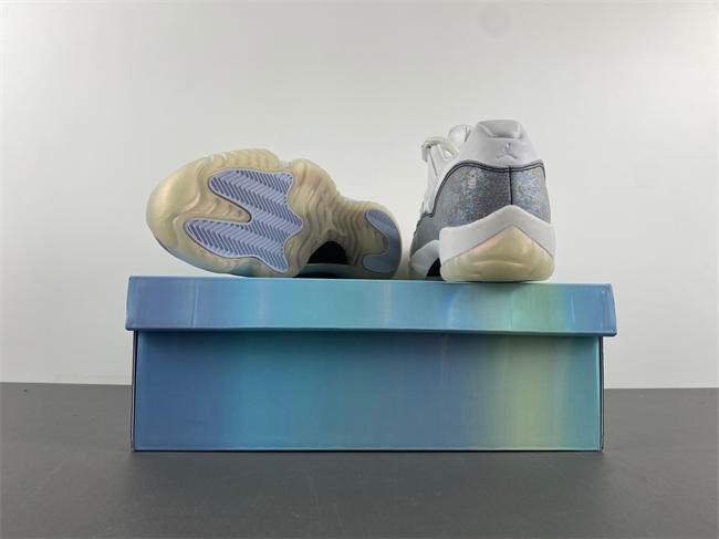 Jordan 11 Retro Low Year of the Snake HQ7000-001