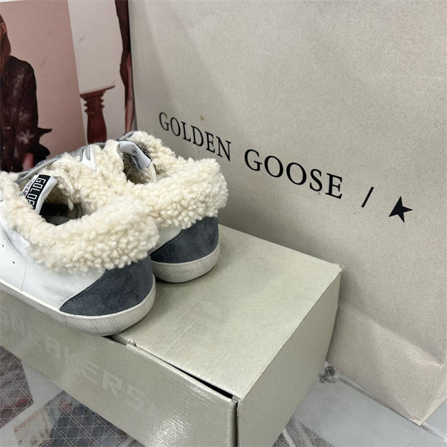 Golden Goose Sneaker