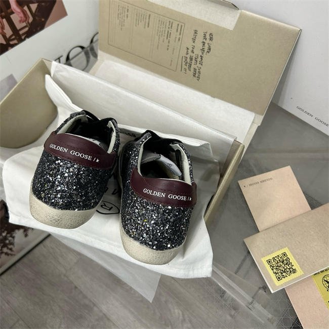 Golden Goose Sneaker