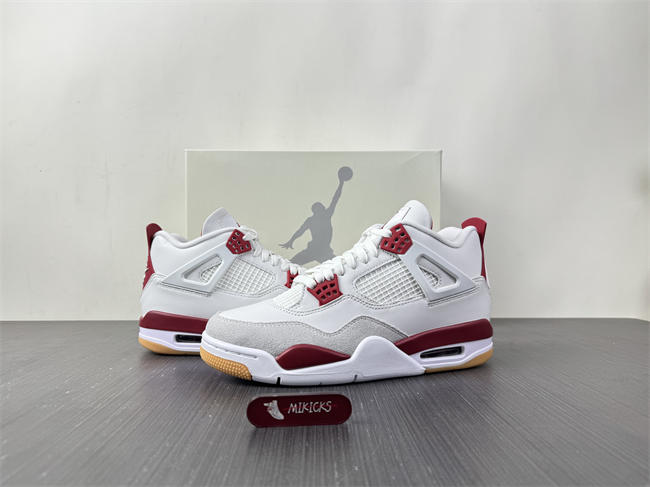 Nike SB x Air Jordan 4 Retro SP