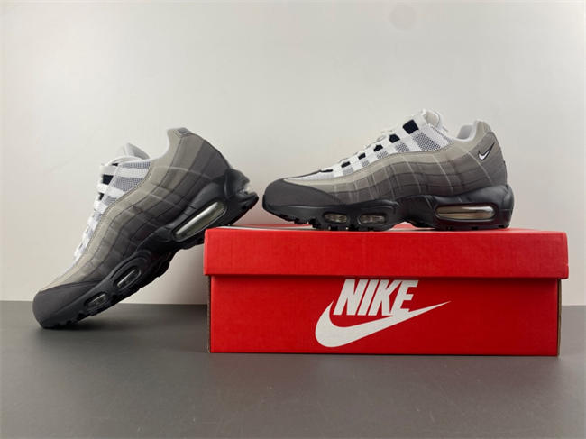 Nike Air Max 95 OG Grey Gradient AT2865-003