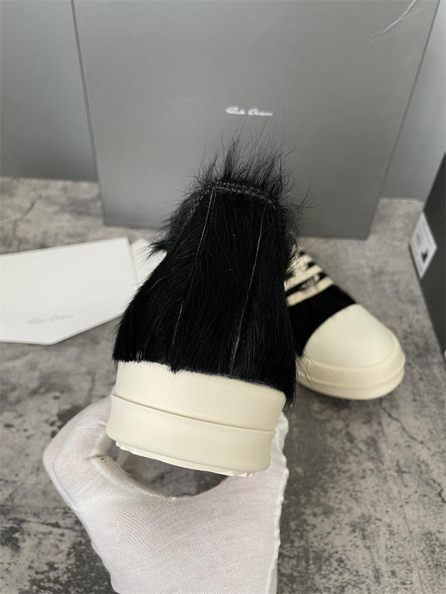 Rick Owens Low Sneaker 29