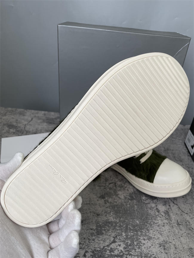 Rick Owens Low Sneaker 32