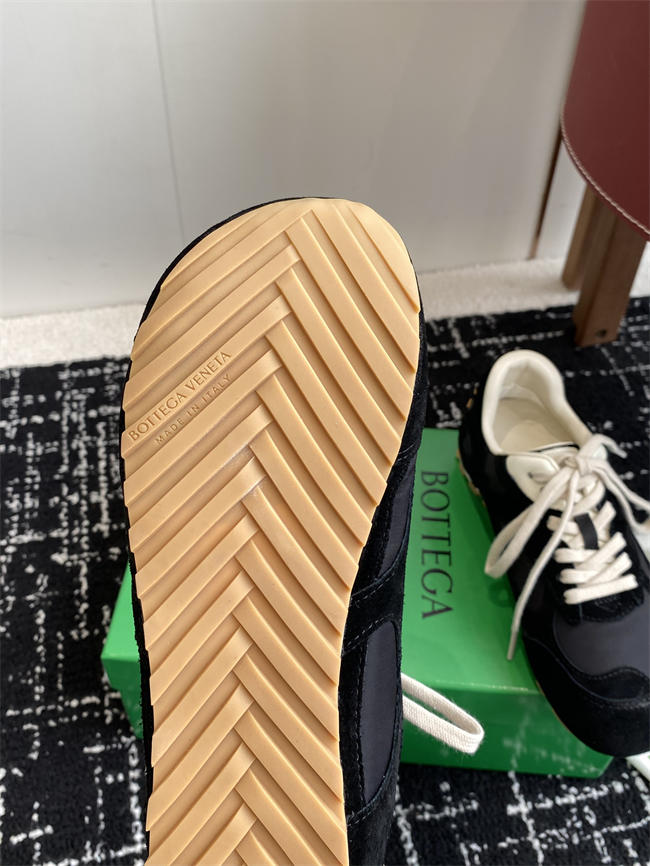 Bottega Veneta Orbit Flash Sneaker