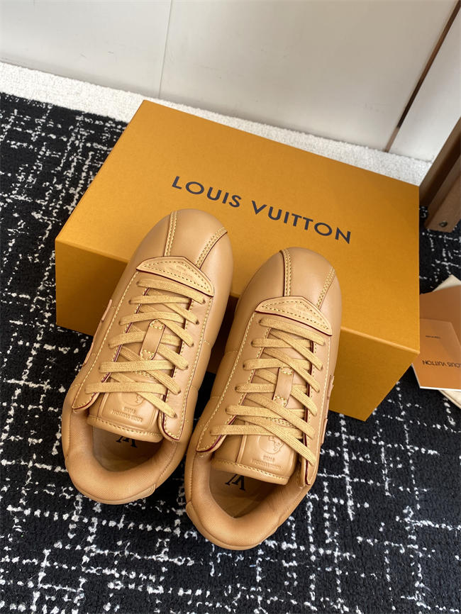 Lv Sneaker