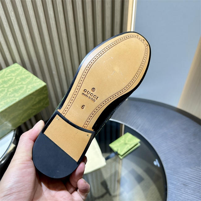 Gucci Loafer 44